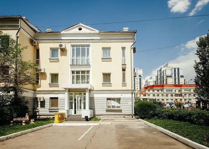 Business Hotel
