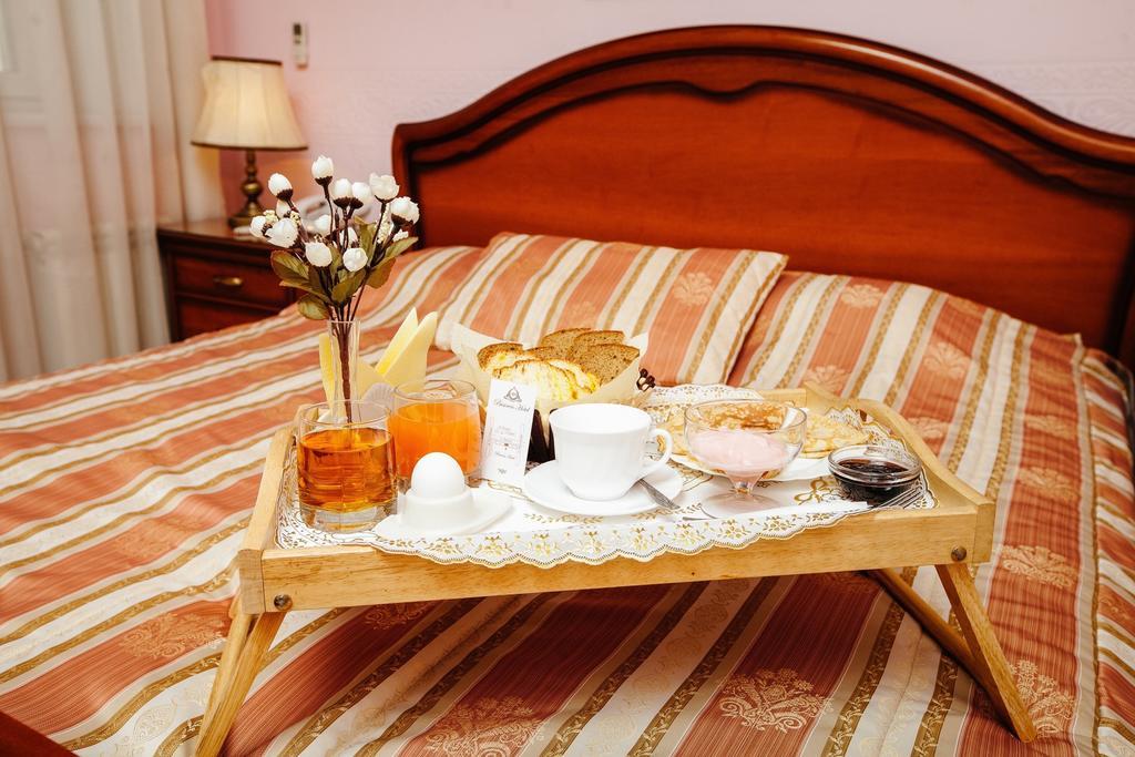 Business Hotel 3*